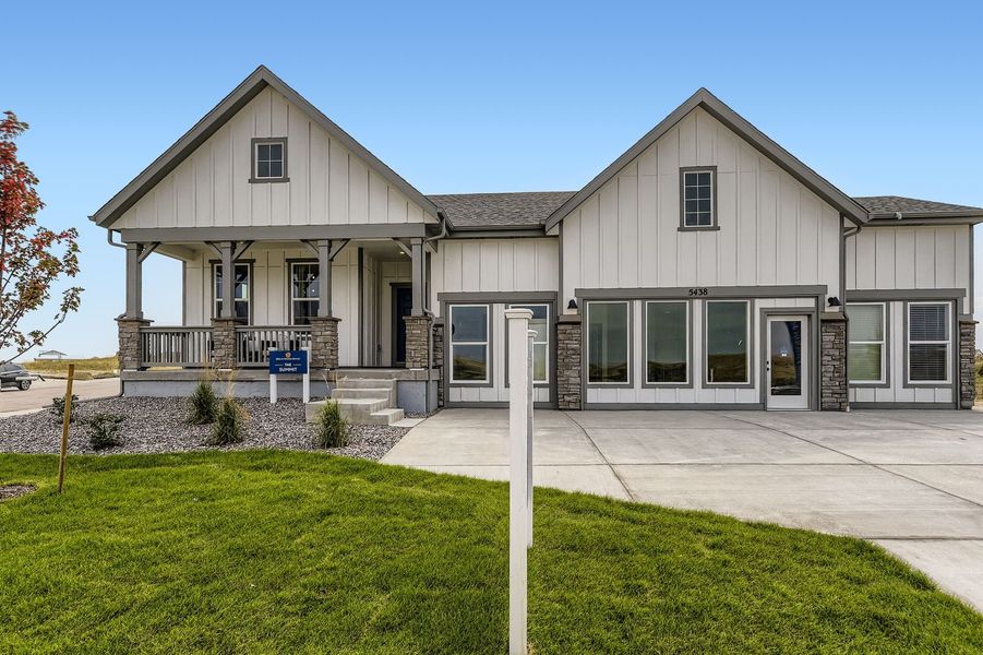 Spring Valley Ranch New Homes in Elizabeth, CO.  - Slide 3