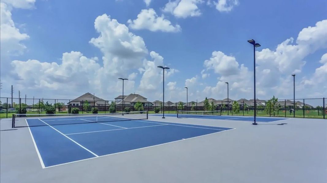 Community amenity available to residents of Sunterra 40 in Katy (Image 17).