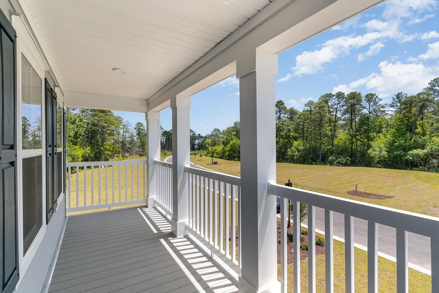 Exterior details of a home in Waterbridge, Myrtle Beach (Image 37).