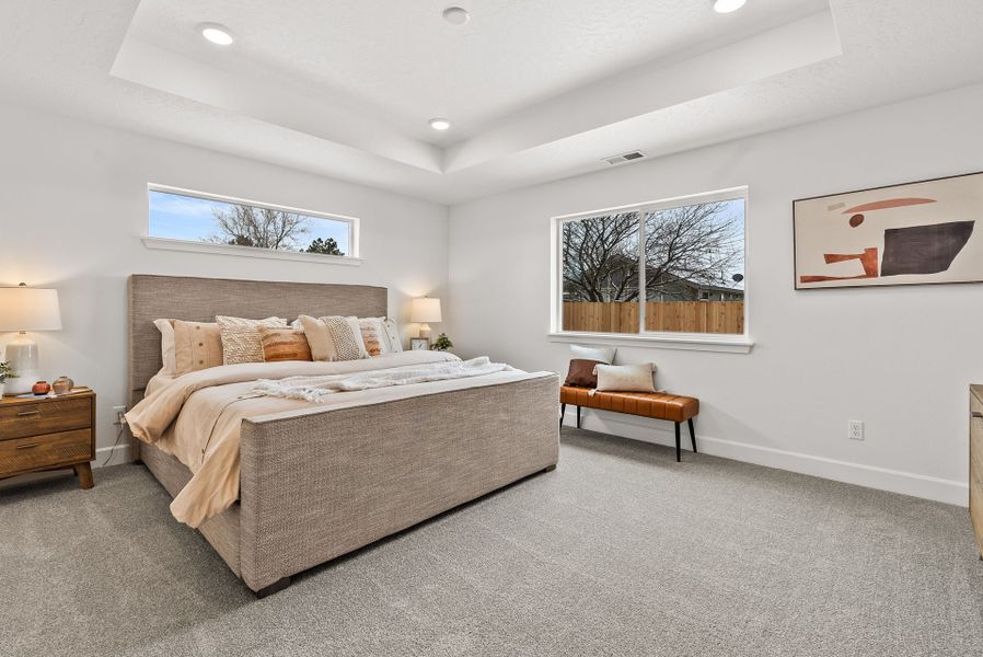 Furnished interior in a model home at Willowbrook in Madras (Image 21).