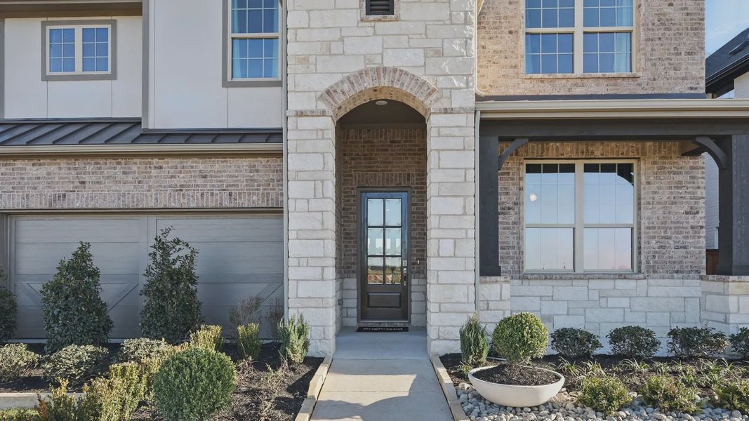 Exterior details of a home in Green Meadows, Celina (Image 3). Exterior details of a home in Green Meadows, Celina (Image 3).