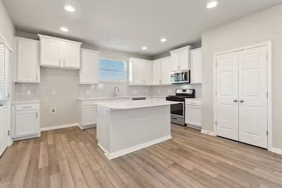 Image 18 of the The Enclave at Lagos community in Manor, TX. Image 18 of the The Enclave at Lagos community in Manor, TX.