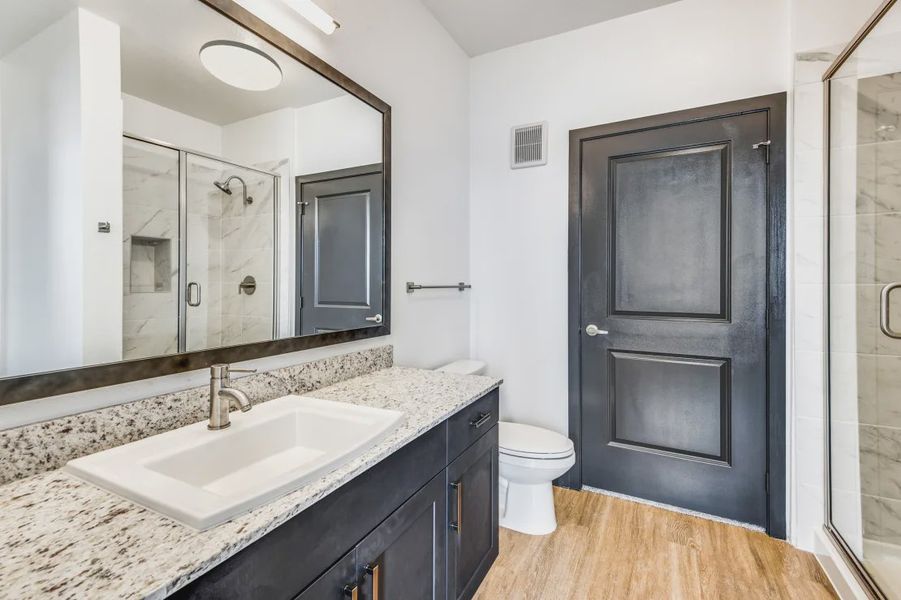 Furnished interior in a model home at Heritage Towers in Lewisville (Image 11).