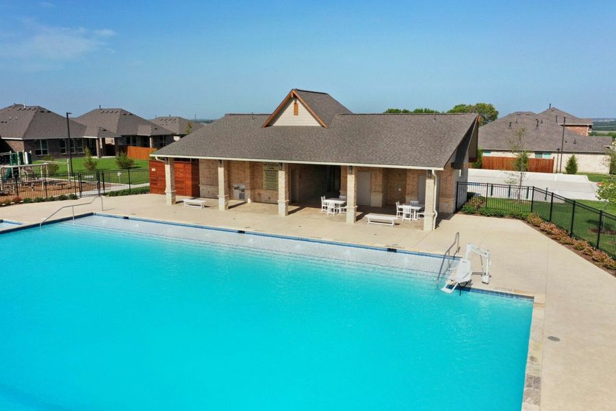 Image 69 of the Arrowbrooke 60s community in Aubrey, TX.