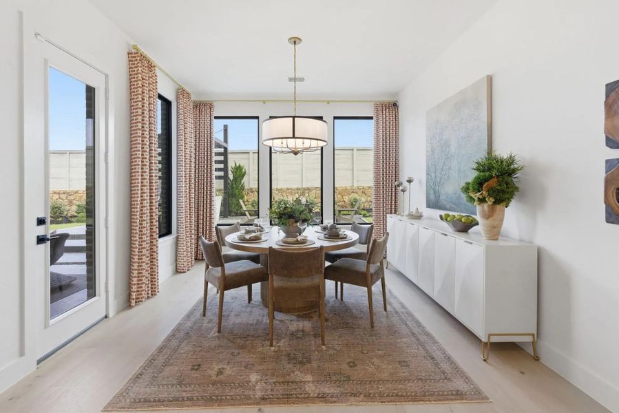 Eastland II Dining Room