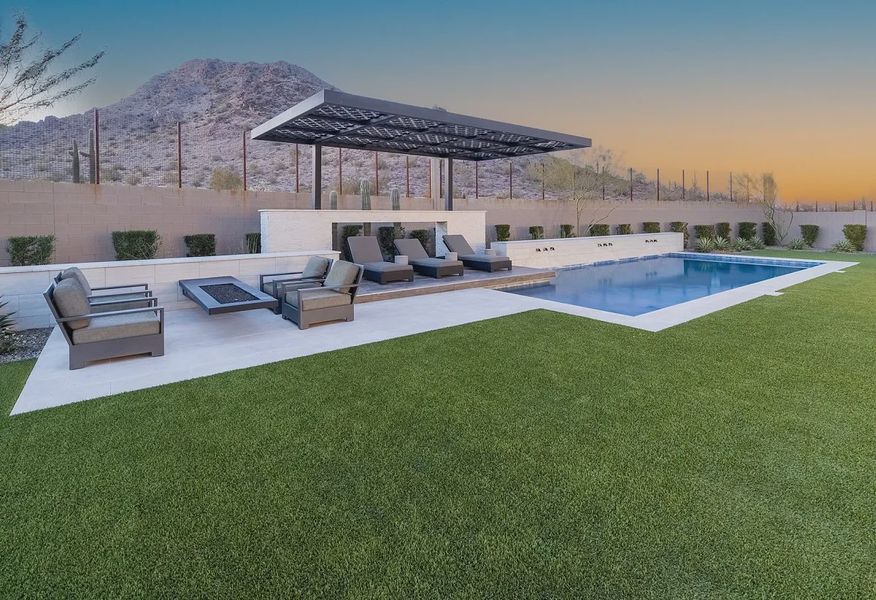 Model Backyard - 11 of 18