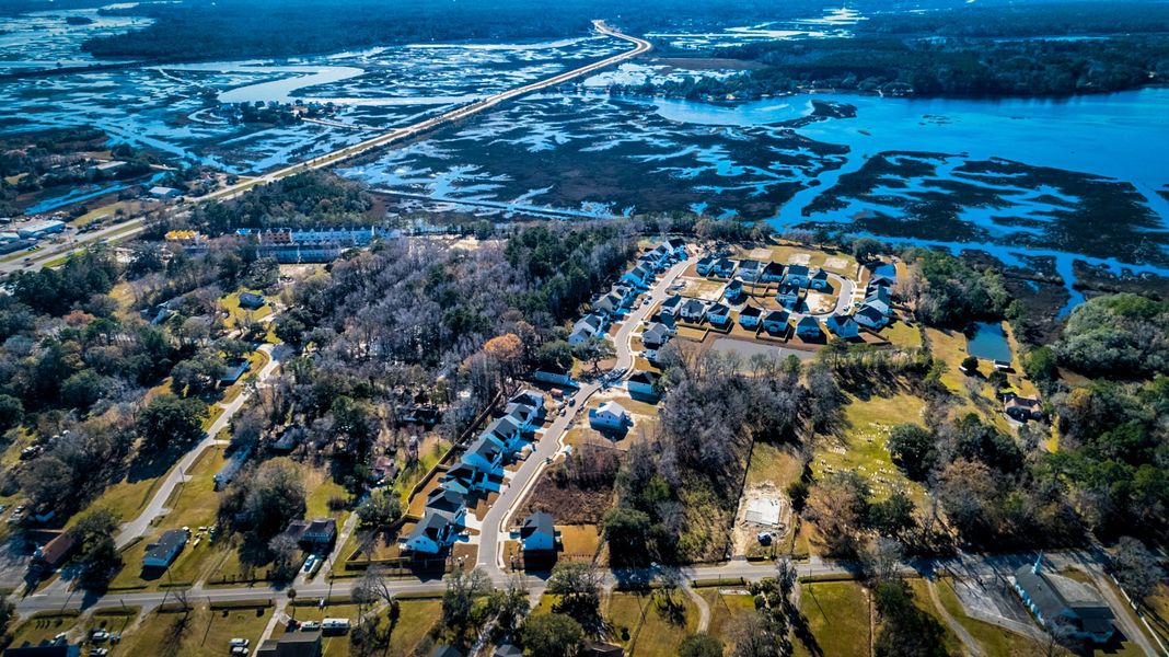 Waterfront Community on the Rantowles Creek