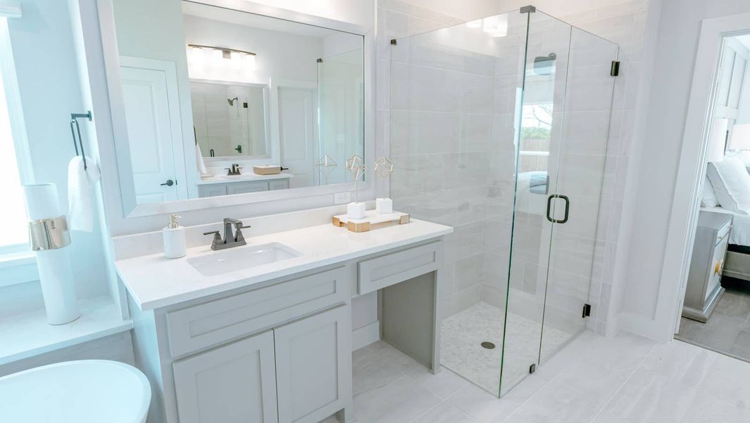 Furnished interior in a model home at Mira Lagos Crossing in Grand Prairie (Image 7).