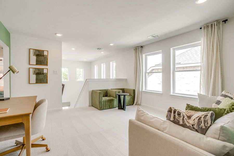 Furnished interior in a model home at Creekside in Royse City (Image 44).