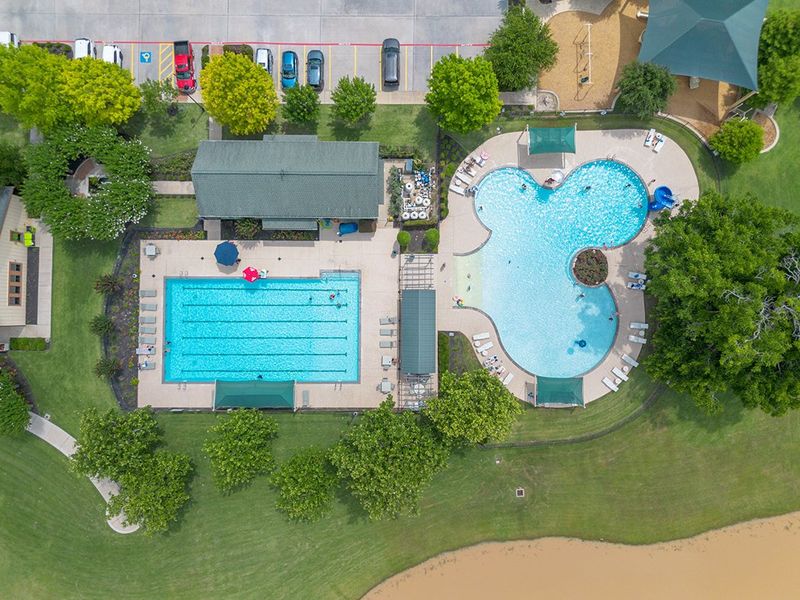 Fulbrook On Fulshear Creek Image 2