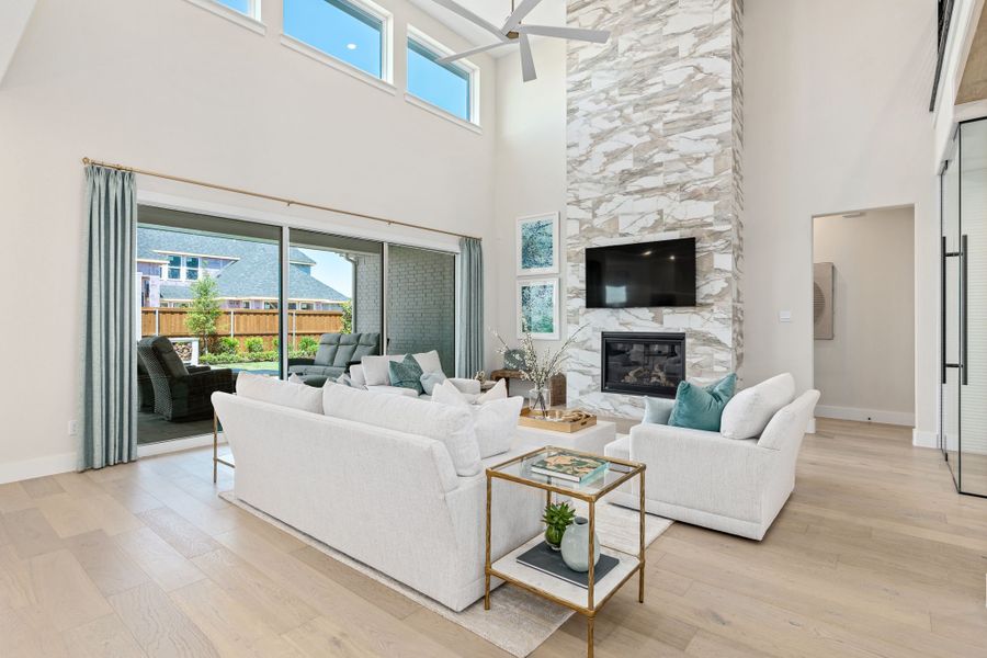 Plan 1640 Living Room - Mosaic 60s Model - Photo by American Legend Homes