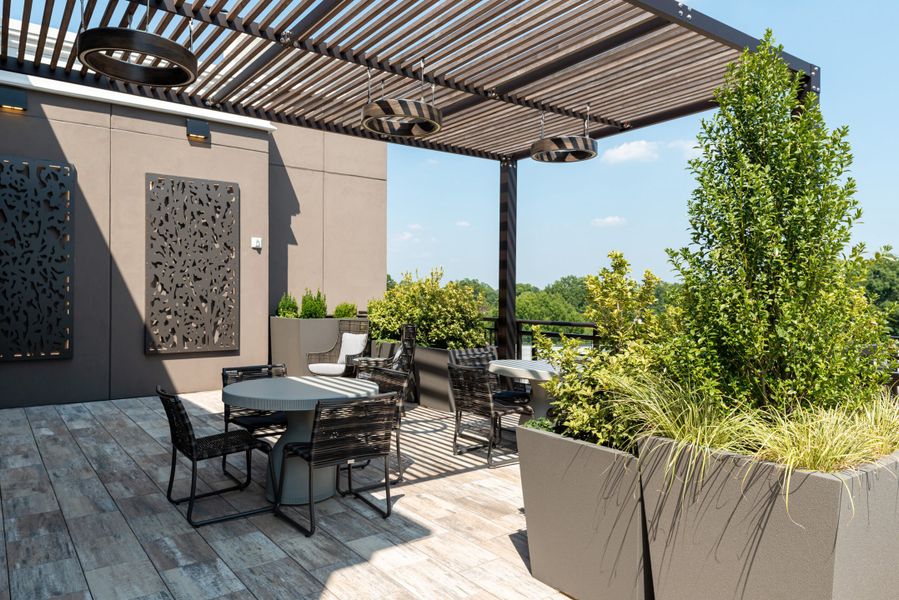 Community amenity available to residents of The Regent at Eastover in Charlotte (Image 11).