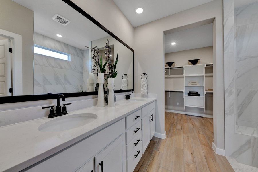 Furnished interior in a model home at Veranda Designer in San Antonio (Image 27).