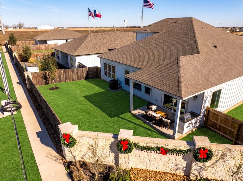 Exterior details of a home in Weltner Farms 60’s, New Braunfels (Image 15).