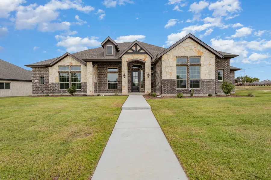 Front exterior of a home in the Ten Mile Creek Estates community, located in DeSoto, TX (Image 9). Front exterior of a home in the Ten Mile Creek Estates community, located in DeSoto, TX (Image 9).