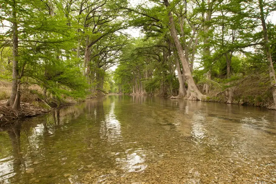 Only 20 miles to the Medina River Natural Area