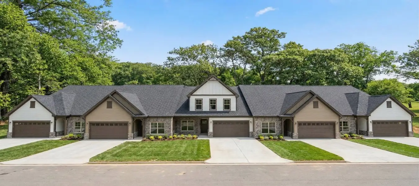 Front exterior of a home in the Veterans Cove community, located in Murfreesboro, TN (Image 2).
