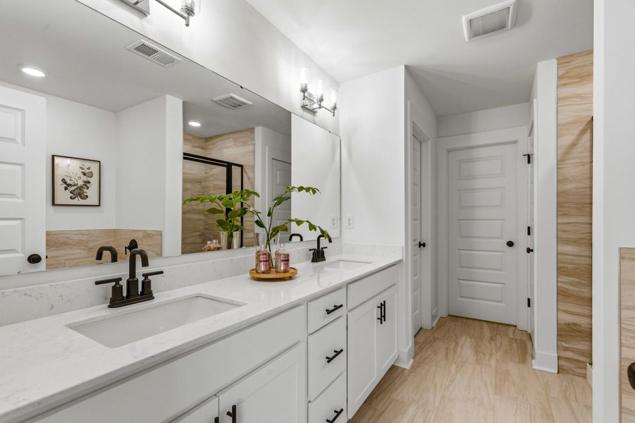 Furnished interior in a model home at Ambridge in Conway (Image 10).
