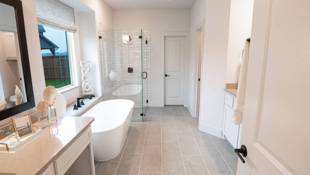 Furnished interior in a model home at Las Lomas in Forney (Image 17).