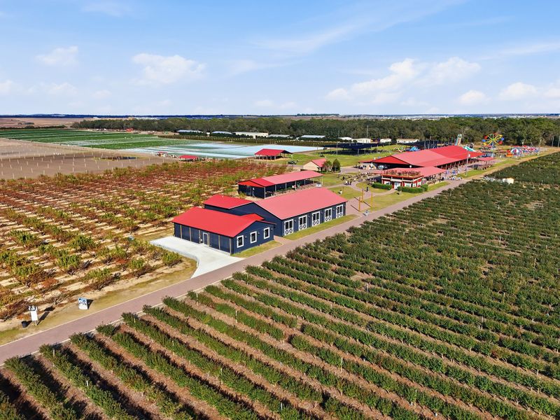 Image 12 of the Reflections at Olympus – Summit community in Clermont, FL. Image 12 of the Reflections at Olympus – Summit community in Clermont, FL.