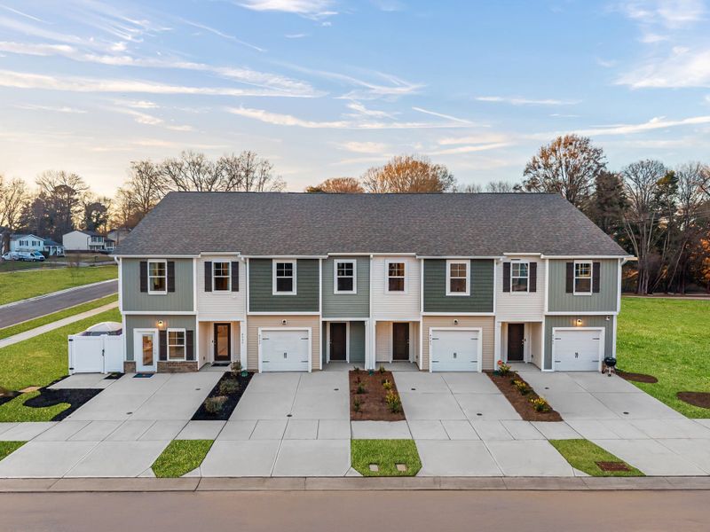 Charlotte, NC New Homes.  - Slide 1