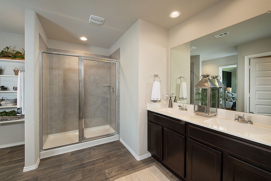 Image 8 of the Park Place Reserve community in Texas City, TX.