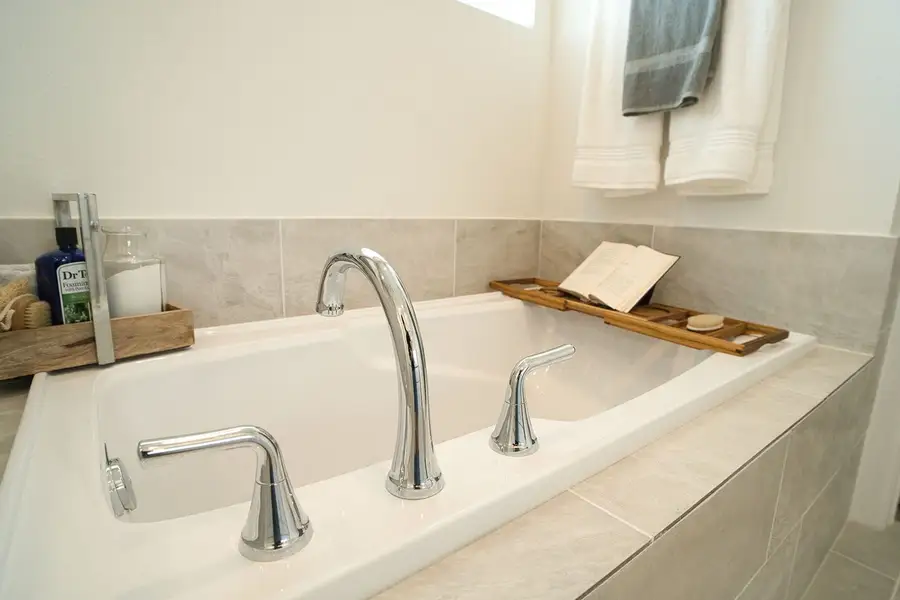 Highland Commons,77091