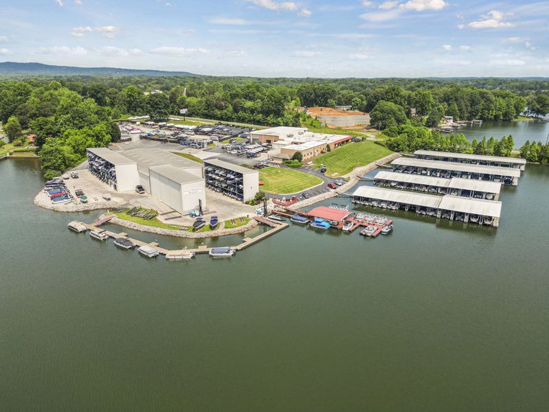 Lake Norman Marina Near Waterstone in Sherrills Ford