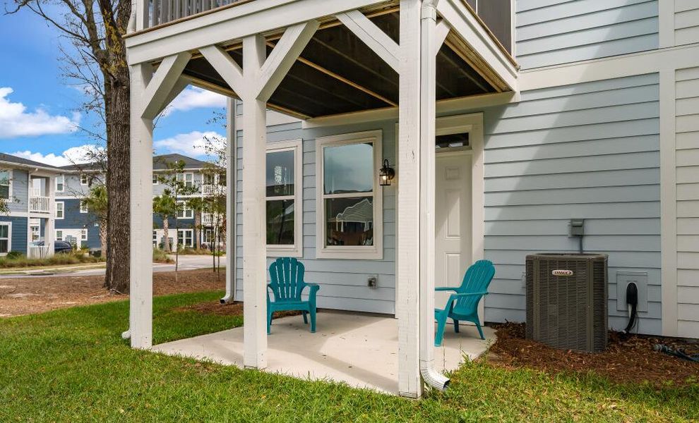 Exterior details of a home in New Riverside Village, Bluffton (Image 7).