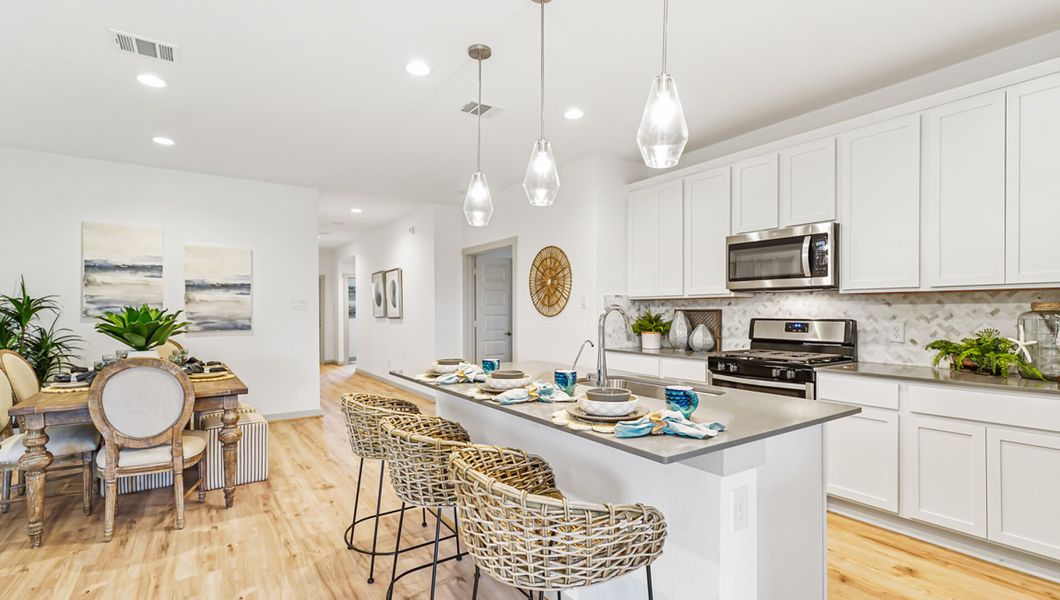 Image 22 of the Lago Mar community in Texas City, TX.