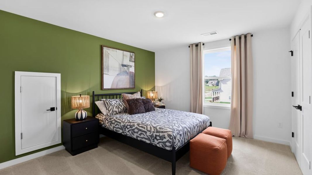 Furnished interior in a model home at Williams Ridge in Woodruff (Image 28).