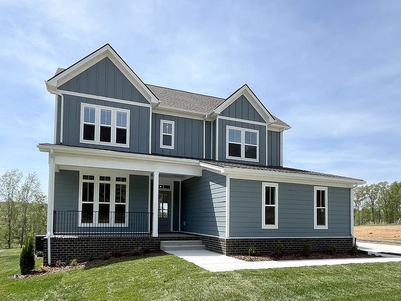 Oxford Farm House, 3-Car Garage