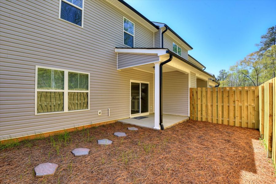 Front exterior of a home in the Forrest Bluff community, located in North Augusta, SC (Image 15).