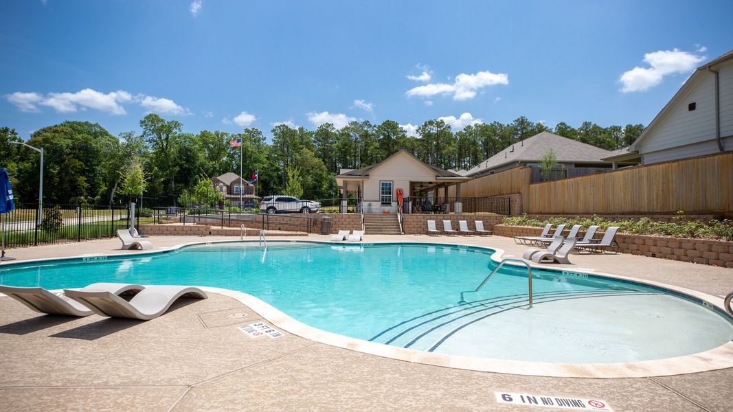 Madison Bend Community Swimming Pool