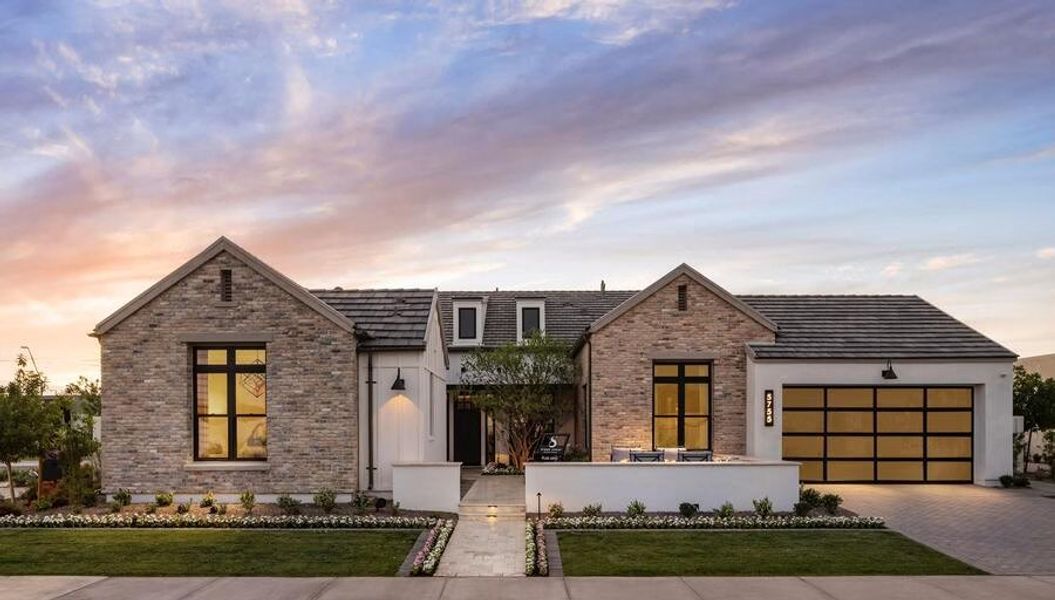 Image 1 of the Saddleback master-planned community in Peoria, AZ.