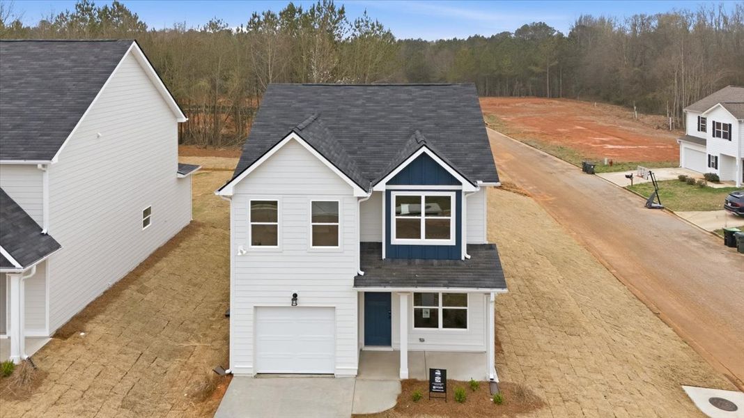 Front exterior of a home in the Creekside Manor community, located in Thomaston, GA (Image 4).