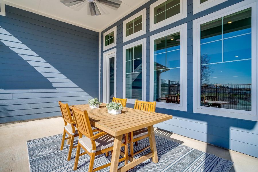 Furnished interior in a model home at MidTowne in Midlothian (Image 49).