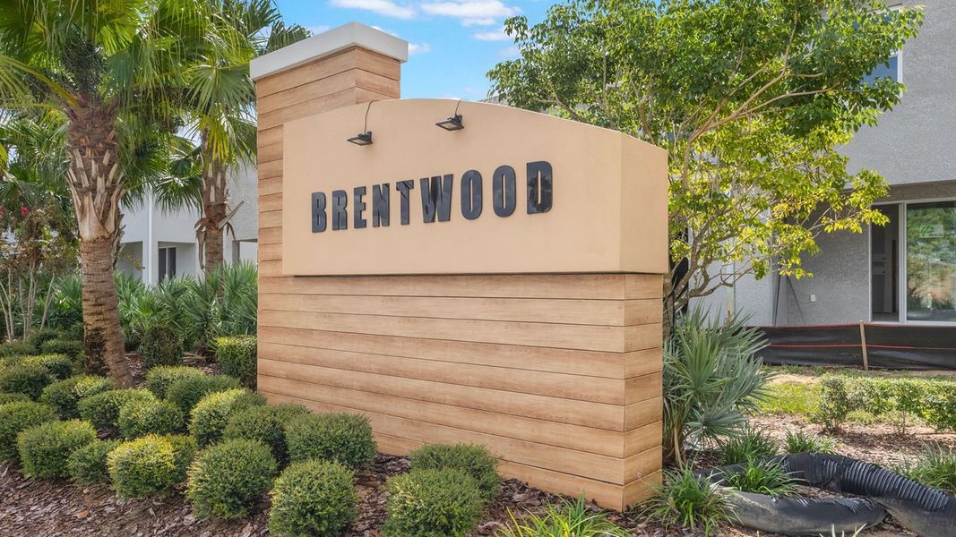 Entrance to the Brentwood community in Davenport, FL, featuring signage and landscaping (Image 1).