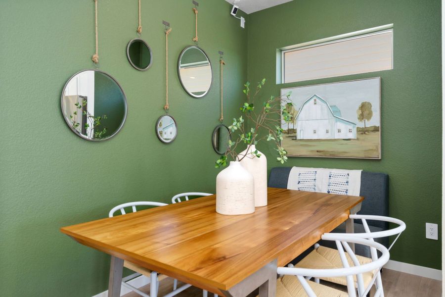 504 Lindon-3732 Lake Clark St Dinning Room (model)