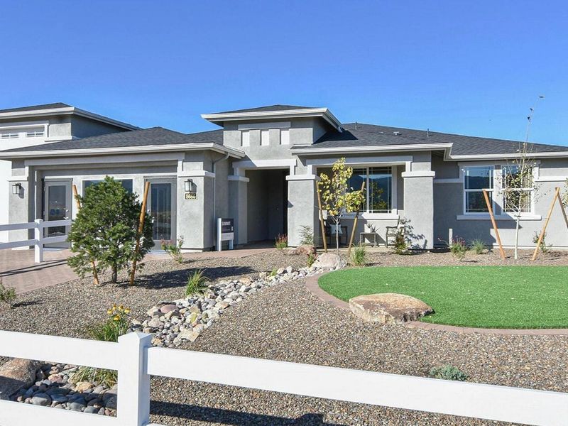 Exterior details of a home in Morningstar, Prescott Valley (Image 4).