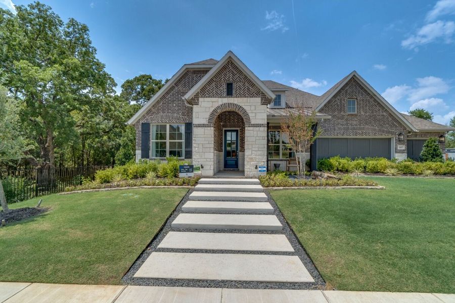 Image 5 of the Shadow Creek Estates community in Hickory Creek, TX.
