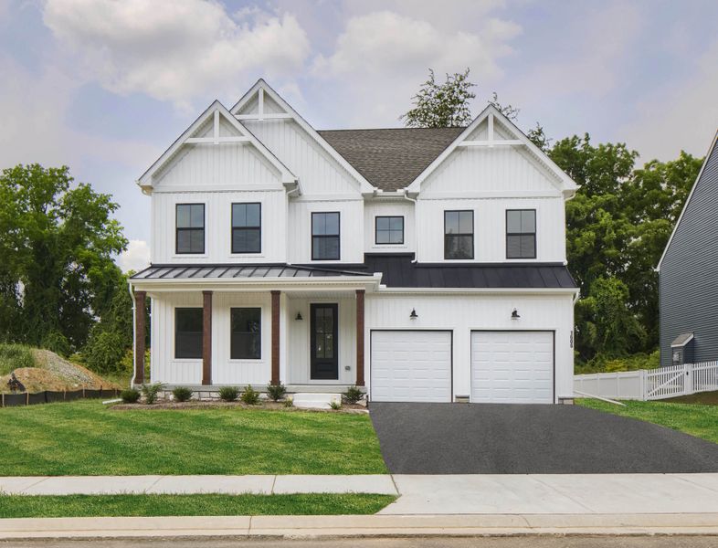 Front exterior of a home in the Edgewater on Lake Tillery community, located in Norwood, NC (Image 10).