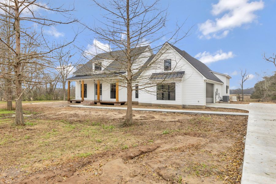 Front exterior of a home in the Chapel Bend community, located in Montgomery, TX (Image 9).