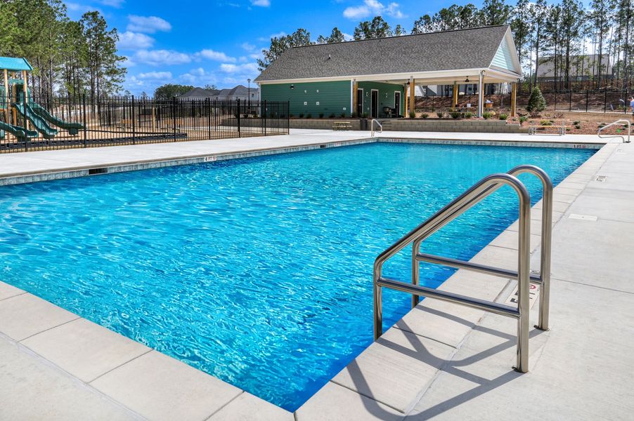 Onsite amenities including Pool, Playground, Cabana, Rec Field, and Walking Trails