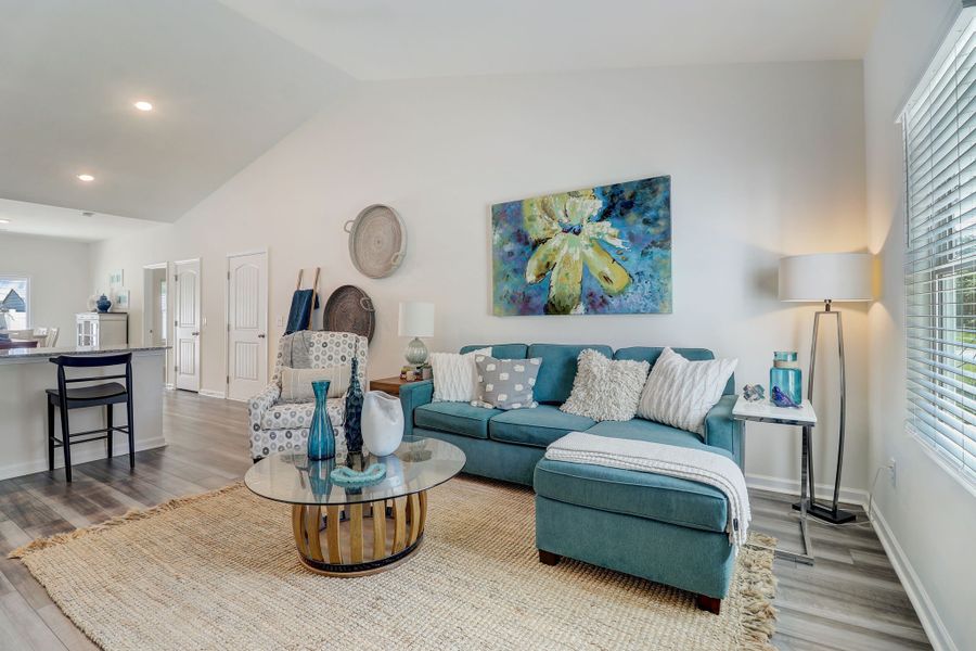 Marquis II Living Room