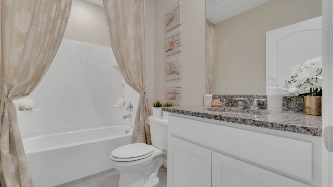 Image 29 of the Forest Lake community in Davenport, FL.