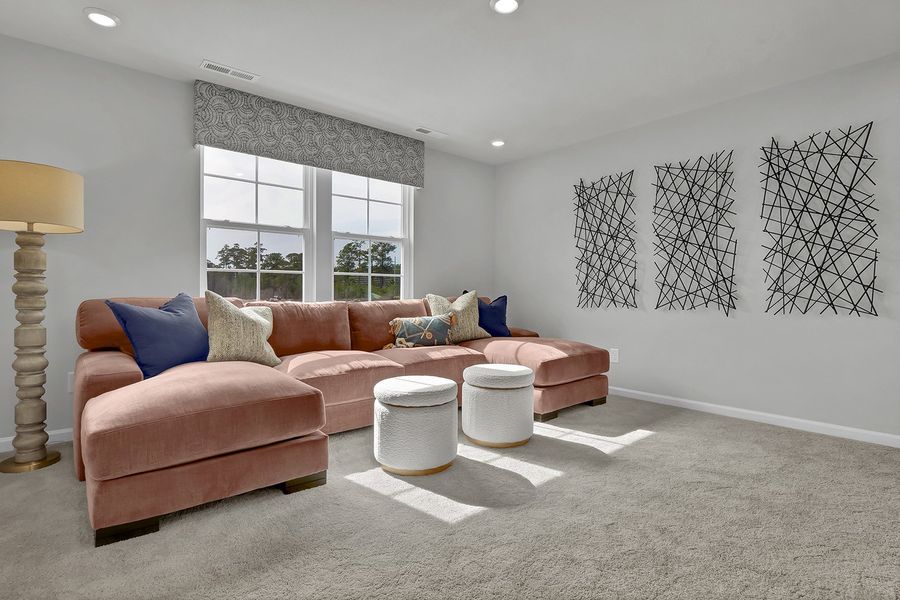 Lawrence | Bonus Room