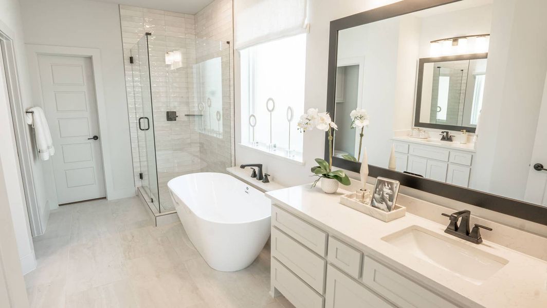 Furnished interior in a model home at Edgewood Creek in Celina (Image 10).