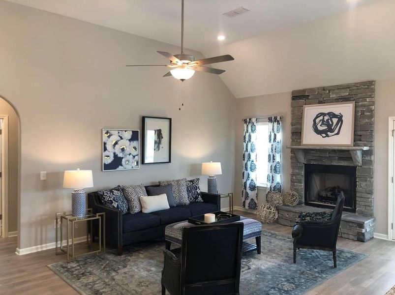 2282 Living Room 2282 Living Room