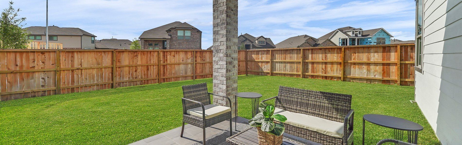 Image 23 of the Hunters Creek Estates community in Baytown, TX.